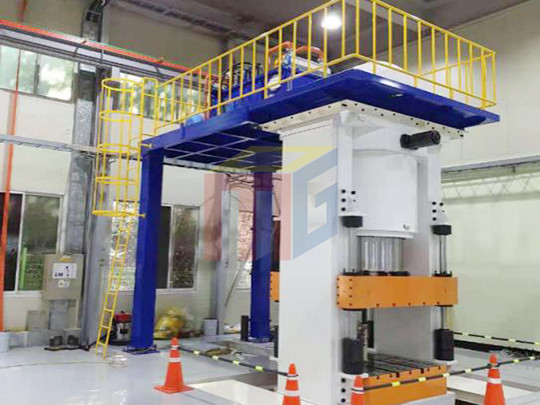 Ultra high pressure hydraulic press
